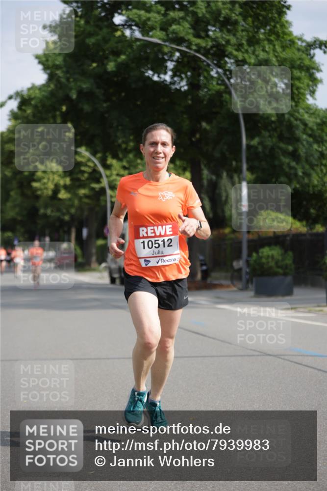 15.06.2025 - REWE Women's Run Jannik Wohlers http://msf.ph/oto/7939983 15.06.2025 08:45:11 Laufen 10512 meine-sportfotos.de