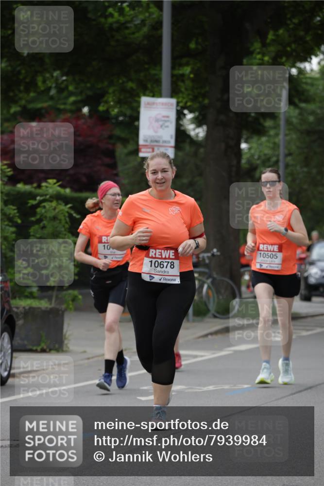 15.06.2025 - REWE Women's Run Jannik Wohlers http://msf.ph/oto/7939984 15.06.2025 08:27:39 Laufen 10, 10678, 10505 meine-sportfotos.de