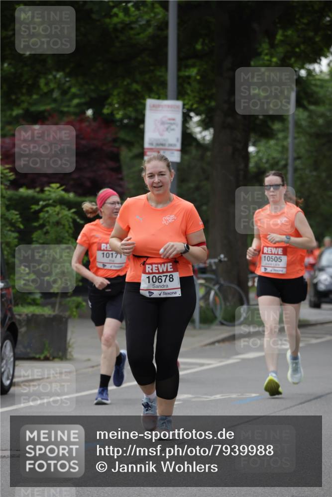 15.06.2025 - REWE Women's Run Jannik Wohlers http://msf.ph/oto/7939988 15.06.2025 08:27:39 Laufen 10171, 10678, 10505 meine-sportfotos.de
