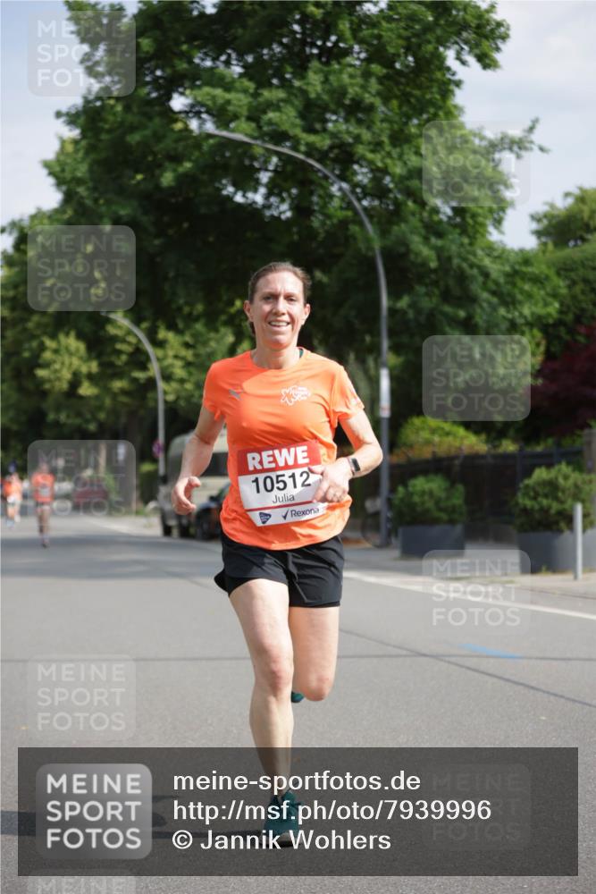 15.06.2025 - REWE Women's Run Jannik Wohlers http://msf.ph/oto/7939996 15.06.2025 08:45:11 Laufen 10512 meine-sportfotos.de