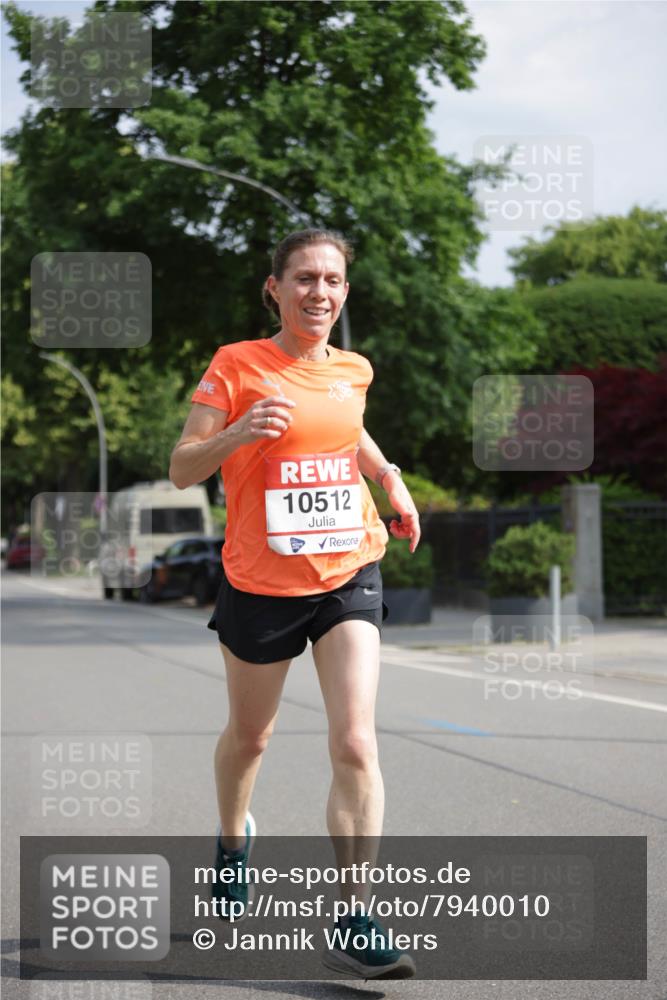 15.06.2025 - REWE Women's Run Jannik Wohlers http://msf.ph/oto/7940010 15.06.2025 08:45:11 Laufen 10512, 413 meine-sportfotos.de