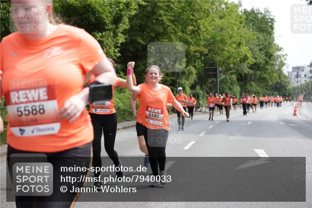 15.06.2025 - REWE Women's Run Jannik Wohlers http://msf.ph/oto/7940033 15.06.2025 10:14:58 Laufen 5588, 5500, 5182 meine-sportfotos.de