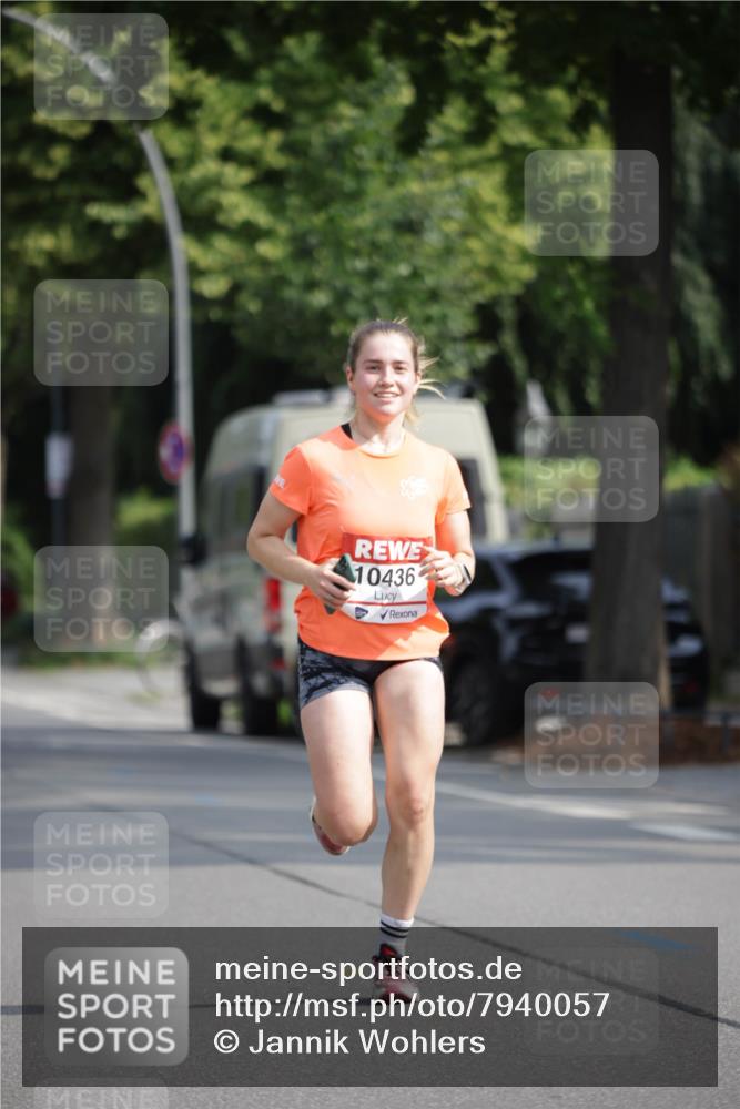 15.06.2025 - REWE Women's Run Jannik Wohlers http://msf.ph/oto/7940057 15.06.2025 08:45:17 Laufen 10436 meine-sportfotos.de