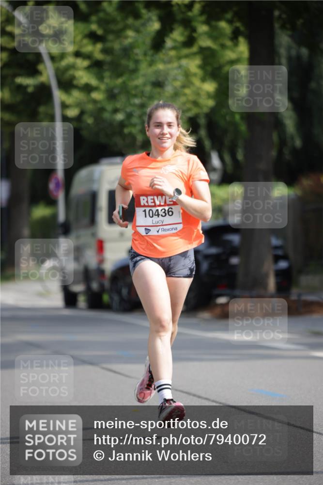 15.06.2025 - REWE Women's Run Jannik Wohlers http://msf.ph/oto/7940072 15.06.2025 08:45:18 Laufen 10436 meine-sportfotos.de