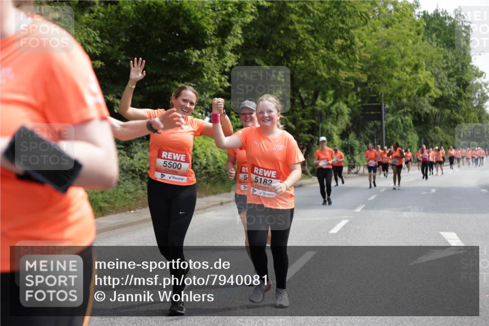 15.06.2025 - REWE Women's Run Jannik Wohlers http://msf.ph/oto/7940081 15.06.2025 10:14:58 Laufen 5500, 5, 5182 meine-sportfotos.de