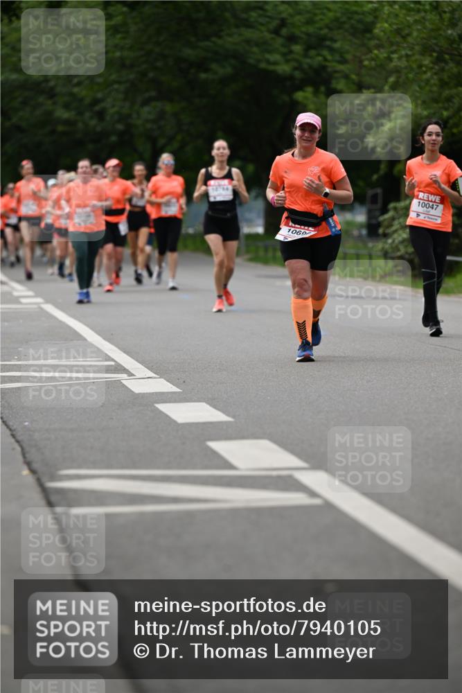 15.06.2025 - REWE Women's Run Dr. Thomas Lammeyer http://msf.ph/oto/7940105 15.06.2025 09:20:48 Laufen 1069, 10047 meine-sportfotos.de
