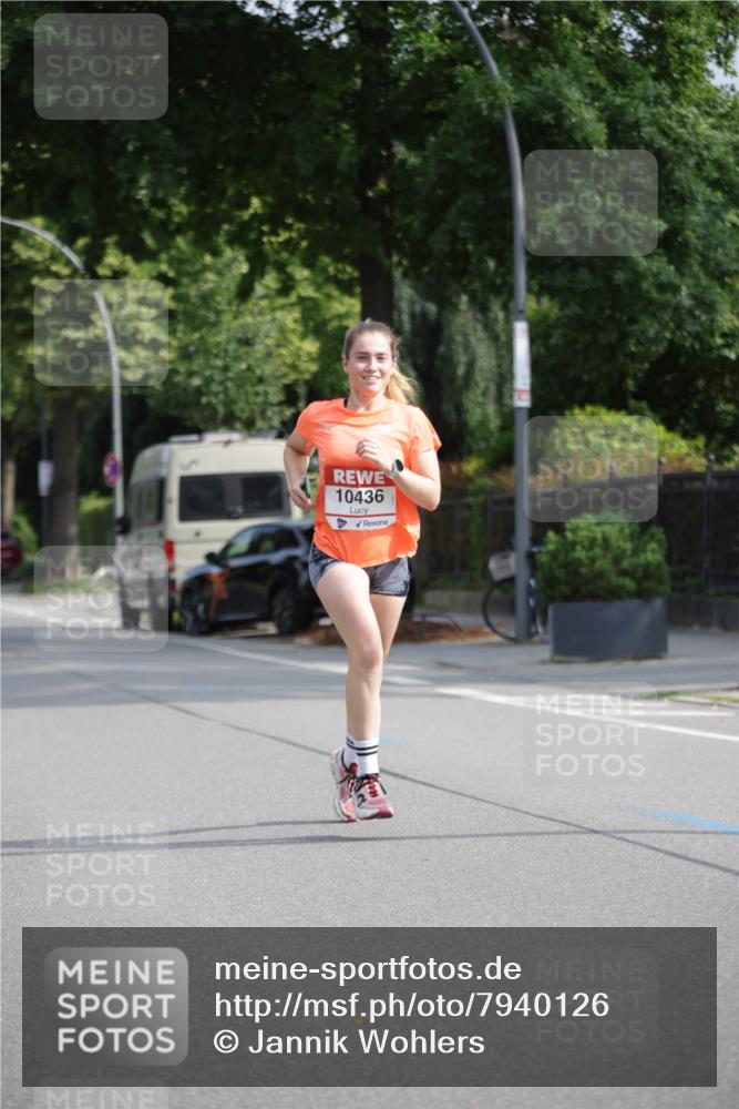 15.06.2025 - REWE Women's Run Jannik Wohlers http://msf.ph/oto/7940126 15.06.2025 08:45:18 Laufen 10436 meine-sportfotos.de
