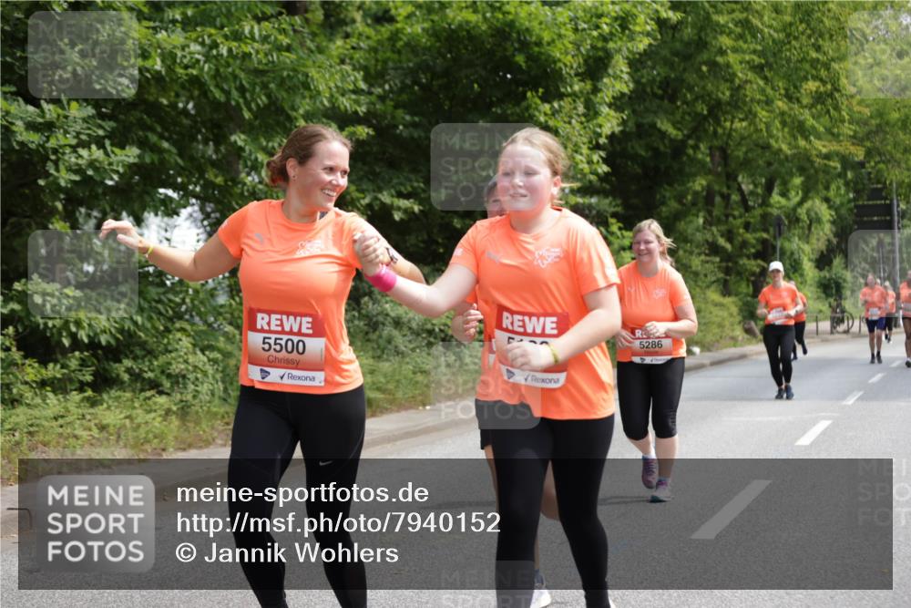 15.06.2025 - REWE Women's Run Jannik Wohlers http://msf.ph/oto/7940152 15.06.2025 10:14:59 Laufen 5500, 5286 meine-sportfotos.de