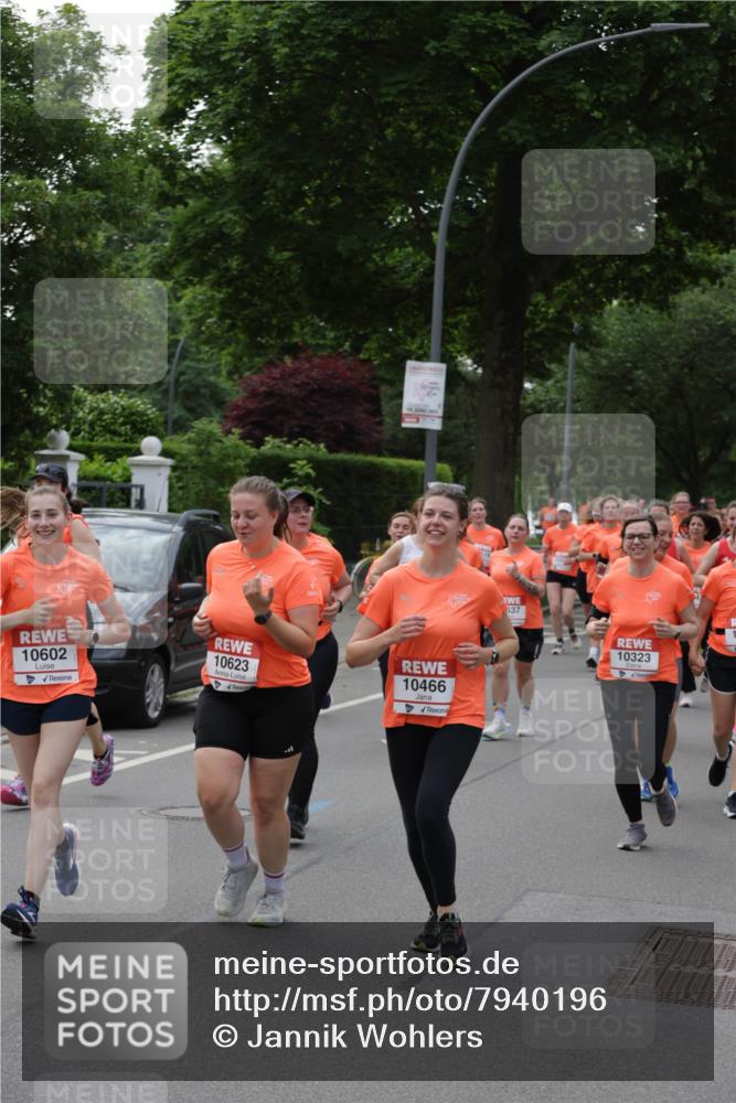 15.06.2025 - REWE Women's Run Jannik Wohlers http://msf.ph/oto/7940196 15.06.2025 08:27:49 Laufen 10602, 10623, 10466, 637, 10323 meine-sportfotos.de