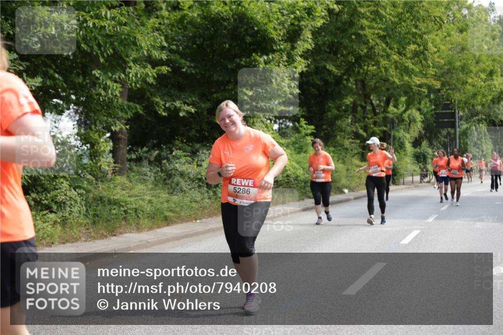 15.06.2025 - REWE Women's Run Jannik Wohlers http://msf.ph/oto/7940208 15.06.2025 10:15:00 Laufen 5286, 3627 meine-sportfotos.de