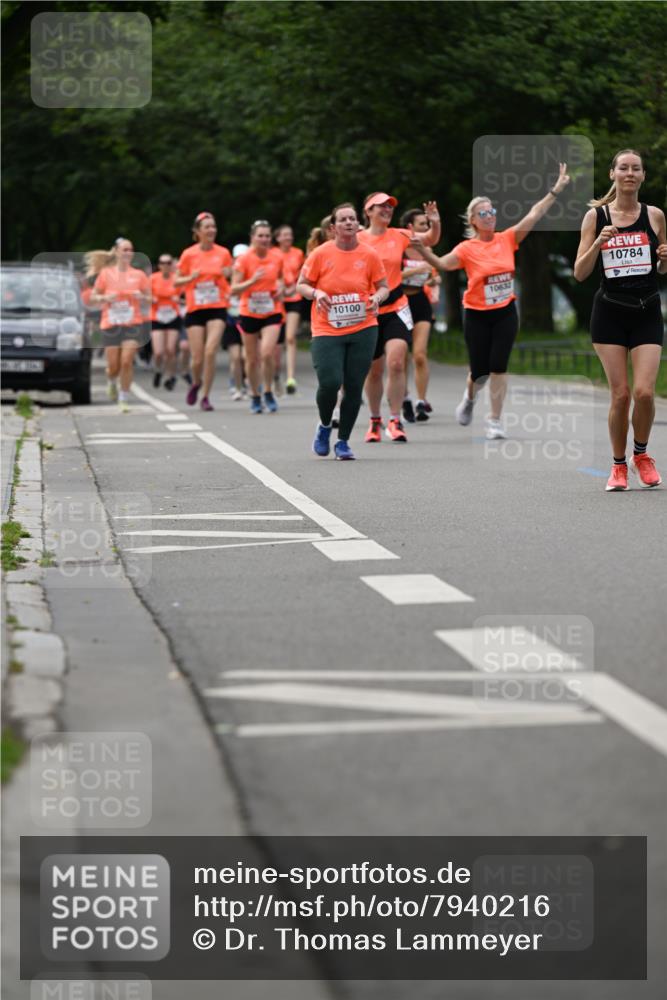 15.06.2025 - REWE Women's Run Dr. Thomas Lammeyer http://msf.ph/oto/7940216 15.06.2025 09:20:51 Laufen 10100, 10632, 10784 meine-sportfotos.de
