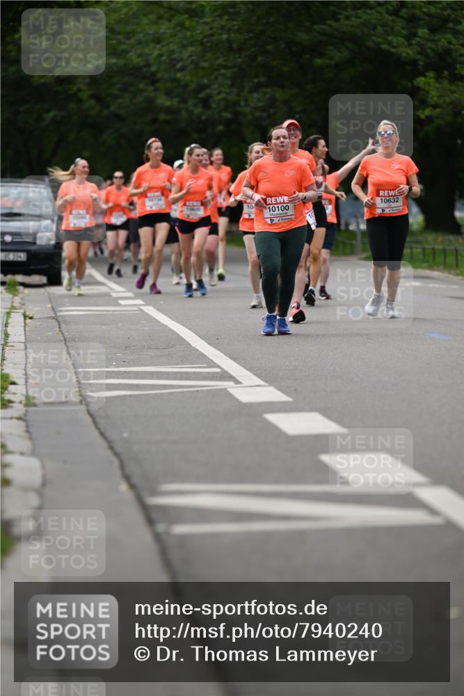 15.06.2025 - REWE Women's Run Dr. Thomas Lammeyer http://msf.ph/oto/7940240 15.06.2025 09:20:51 Laufen 10100, 10632 meine-sportfotos.de