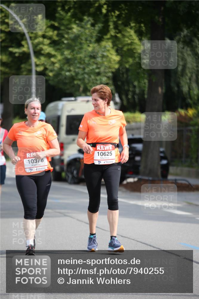 15.06.2025 - REWE Women's Run Jannik Wohlers http://msf.ph/oto/7940255 15.06.2025 09:58:12 Laufen 10378, 10625 meine-sportfotos.de