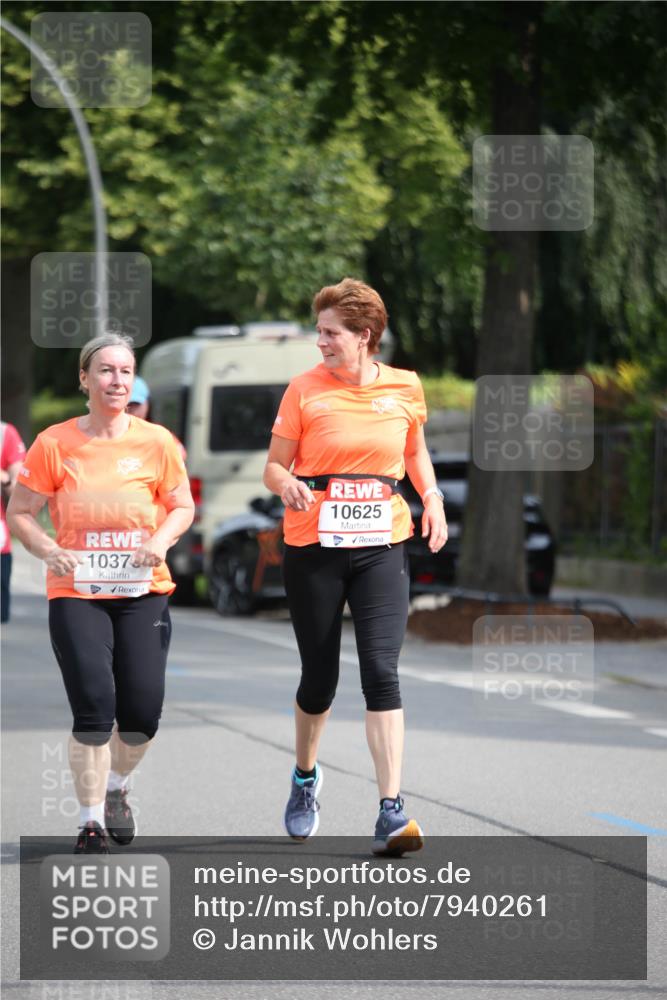 15.06.2025 - REWE Women's Run Jannik Wohlers http://msf.ph/oto/7940261 15.06.2025 09:58:12 Laufen 1037, 10625 meine-sportfotos.de