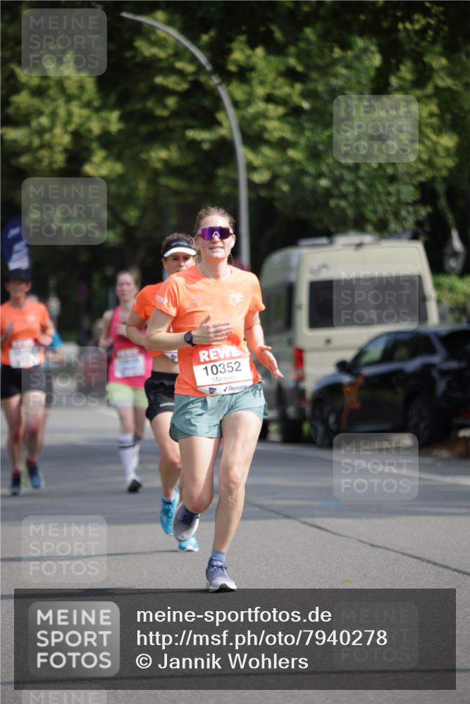 15.06.2025 - REWE Women's Run Jannik Wohlers http://msf.ph/oto/7940278 15.06.2025 08:45:24 Laufen 10352 meine-sportfotos.de