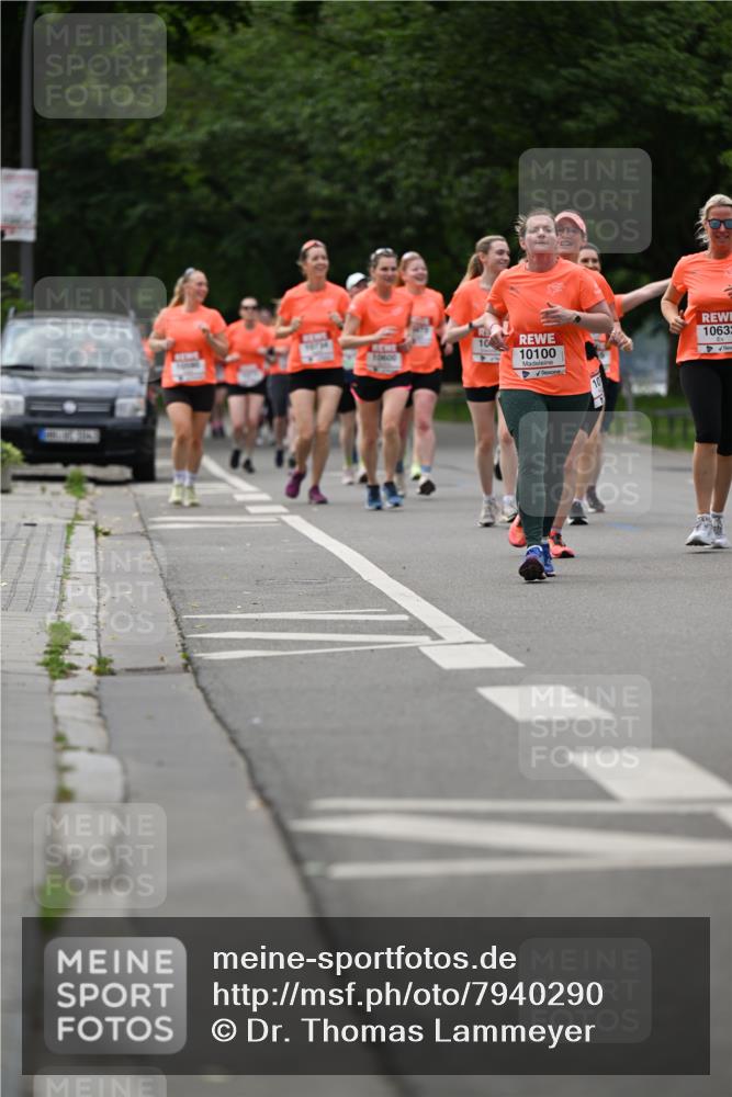 15.06.2025 - REWE Women's Run Dr. Thomas Lammeyer http://msf.ph/oto/7940290 15.06.2025 09:20:52 Laufen 10100 meine-sportfotos.de