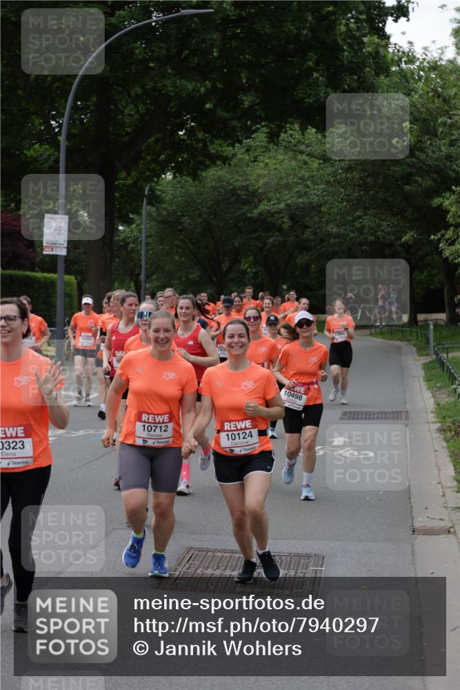 15.06.2025 - REWE Women's Run Jannik Wohlers http://msf.ph/oto/7940297 15.06.2025 08:27:50 Laufen 323, 10205, 3, 10498, 10806, 10712, 10124 meine-sportfotos.de