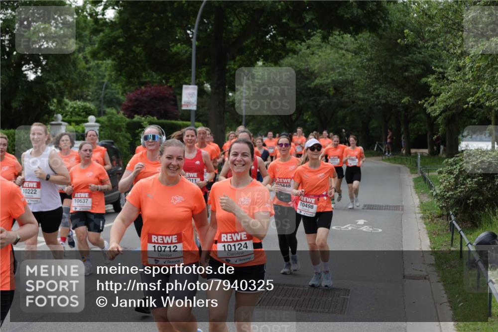 15.06.2025 - REWE Women's Run Jannik Wohlers http://msf.ph/oto/7940325 15.06.2025 08:27:52 Laufen 10222, 10637, 11, 10712, 10124, 0448, 10498, 10413 meine-sportfotos.de