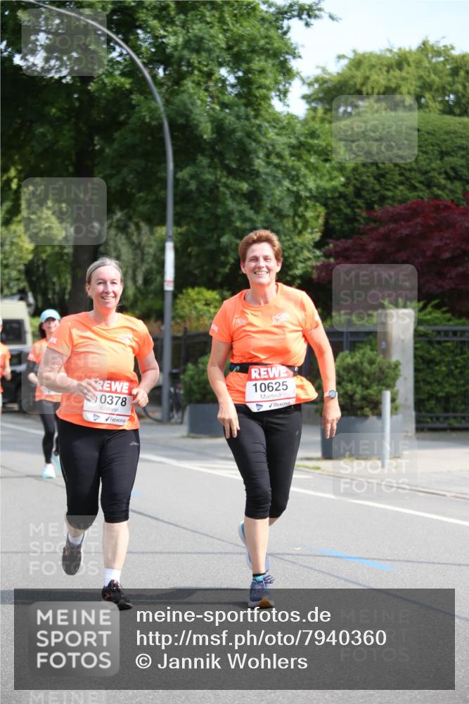 15.06.2025 - REWE Women's Run Jannik Wohlers http://msf.ph/oto/7940360 15.06.2025 09:58:14 Laufen 0378, 10625 meine-sportfotos.de