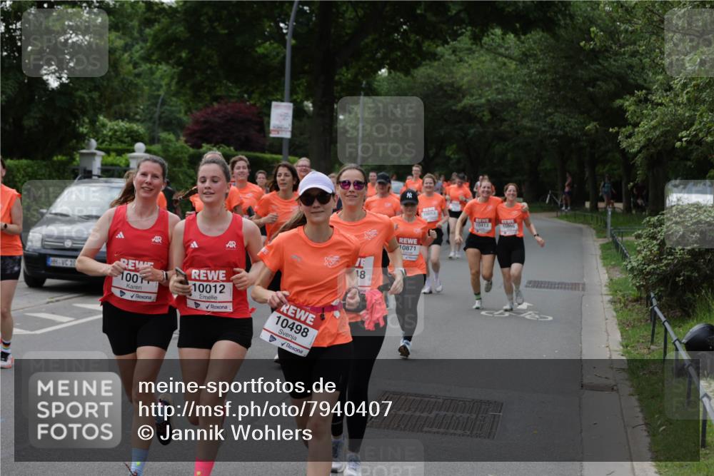 15.06.2025 - REWE Women's Run Jannik Wohlers http://msf.ph/oto/7940407 15.06.2025 08:27:53 Laufen 10, 1001, 10012, 10498, 18, 10053, 10413, 10866, 10871 meine-sportfotos.de