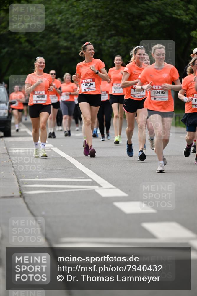 15.06.2025 - REWE Women's Run Dr. Thomas Lammeyer http://msf.ph/oto/7940432 15.06.2025 09:20:55 Laufen 10590, 10734, 10535, 10000, 10492, 10 meine-sportfotos.de