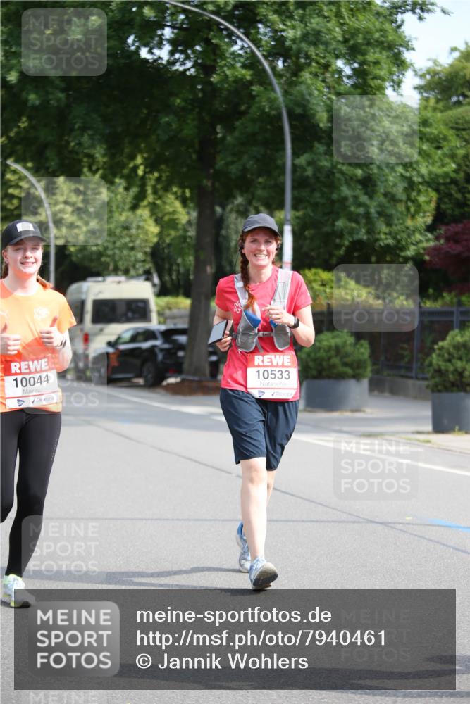 15.06.2025 - REWE Women's Run Jannik Wohlers http://msf.ph/oto/7940461 15.06.2025 09:58:19 Laufen 10044, 10533 meine-sportfotos.de