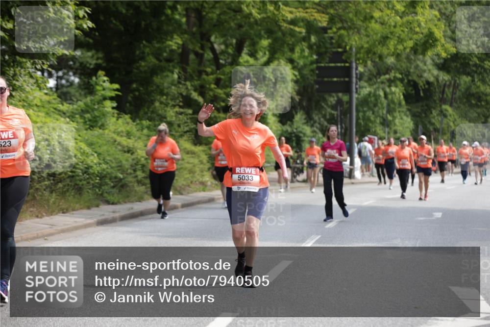 15.06.2025 - REWE Women's Run Jannik Wohlers http://msf.ph/oto/7940505 15.06.2025 10:15:08 Laufen 523, 5033 meine-sportfotos.de