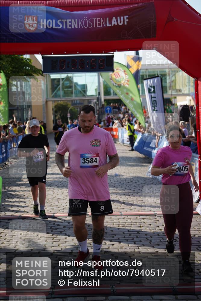 13.06.2025 - Holstenköstenlauf Felixshl http://msf.ph/oto/7940517 13.06.2025 18:07:00 Laufen 2605, 2704, 3027, 3076, 3577, 3584, 3719, 3783, 3827 meine-sportfotos.de