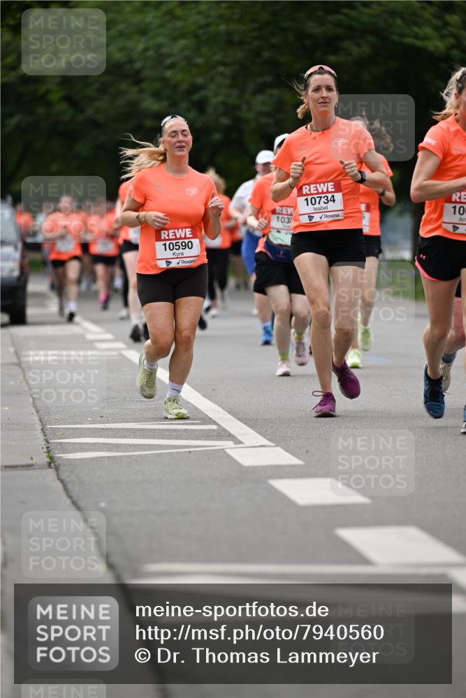 15.06.2025 - REWE Women's Run Dr. Thomas Lammeyer http://msf.ph/oto/7940560 15.06.2025 09:20:58 Laufen 10590, 103, 10734 meine-sportfotos.de