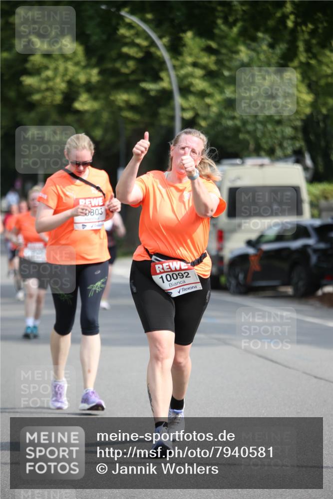 15.06.2025 - REWE Women's Run Jannik Wohlers http://msf.ph/oto/7940581 15.06.2025 09:58:21 Laufen 803, 10092 meine-sportfotos.de