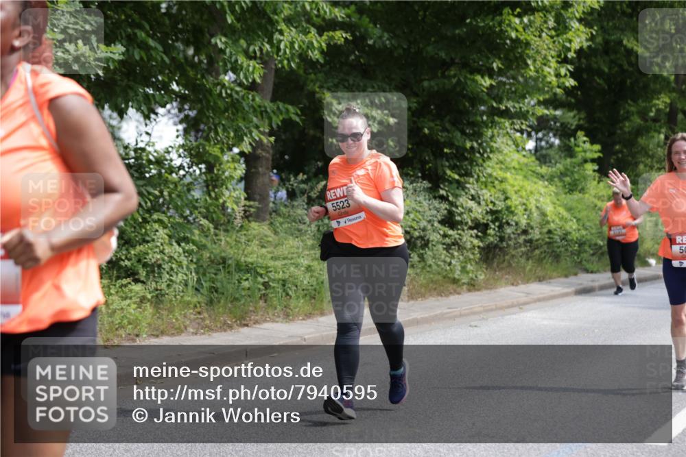 15.06.2025 - REWE Women's Run Jannik Wohlers http://msf.ph/oto/7940595 15.06.2025 10:15:09 Laufen 5523, 50 meine-sportfotos.de