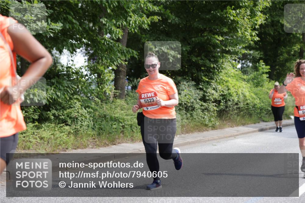 15.06.2025 - REWE Women's Run Jannik Wohlers http://msf.ph/oto/7940605 15.06.2025 10:15:09 Laufen 5523, 50, 9 meine-sportfotos.de