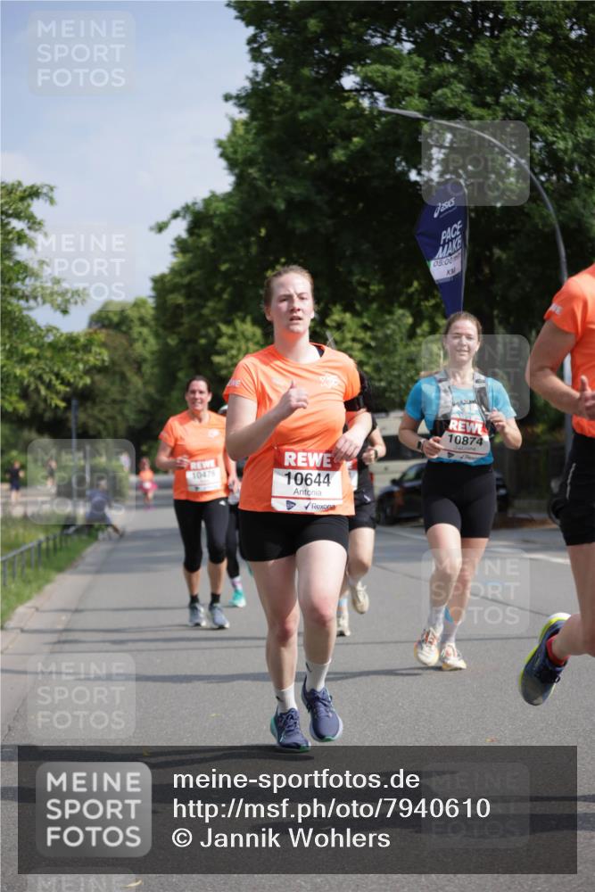 15.06.2025 - REWE Women's Run Jannik Wohlers http://msf.ph/oto/7940610 15.06.2025 08:45:31 Laufen 1047, 10644, 10874 meine-sportfotos.de