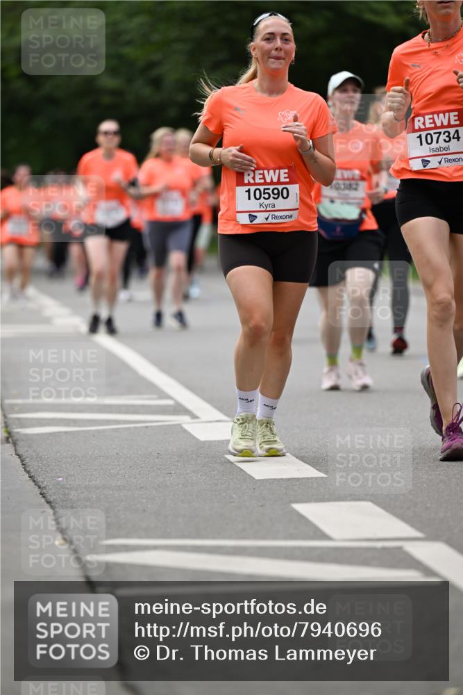 15.06.2025 - REWE Women's Run Dr. Thomas Lammeyer http://msf.ph/oto/7940696 15.06.2025 09:21:00 Laufen 10590, 0382, 10734 meine-sportfotos.de