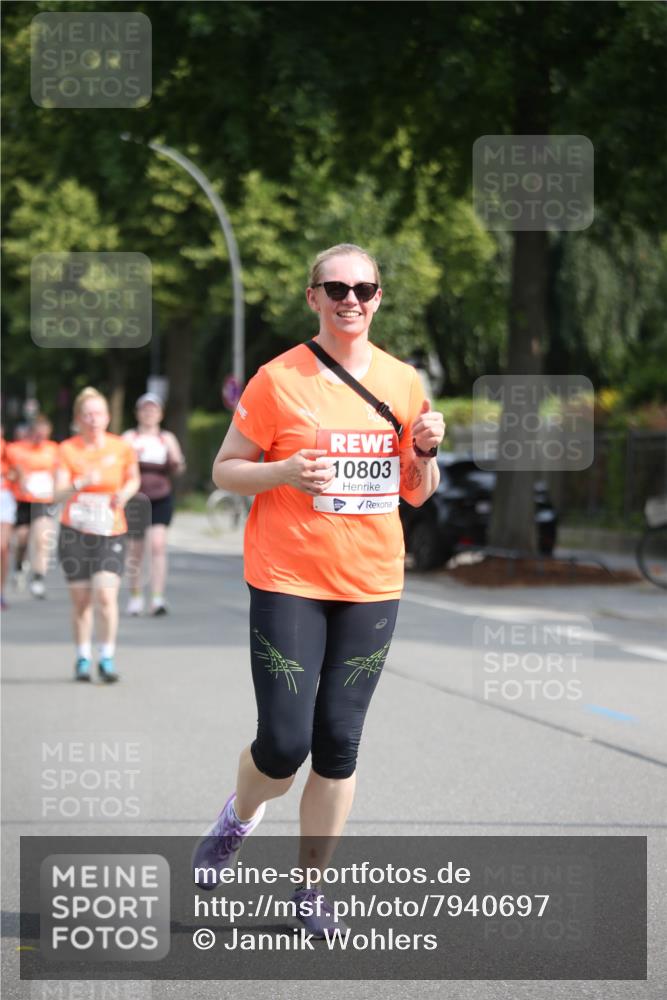 15.06.2025 - REWE Women's Run Jannik Wohlers http://msf.ph/oto/7940697 15.06.2025 09:58:24 Laufen 10803 meine-sportfotos.de
