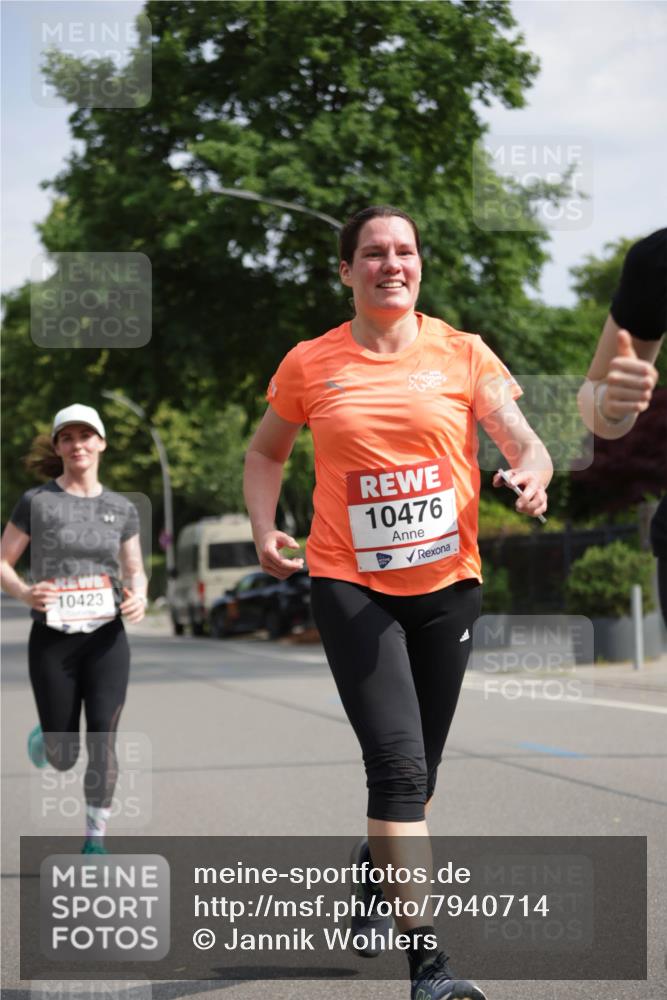 15.06.2025 - REWE Women's Run Jannik Wohlers http://msf.ph/oto/7940714 15.06.2025 08:45:33 Laufen 10423, 10476 meine-sportfotos.de