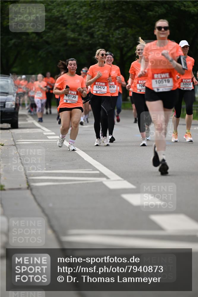 15.06.2025 - REWE Women's Run Dr. Thomas Lammeyer http://msf.ph/oto/7940873 15.06.2025 09:21:05 Laufen 10135, 10472, 10519, 870, 10, 10532 meine-sportfotos.de