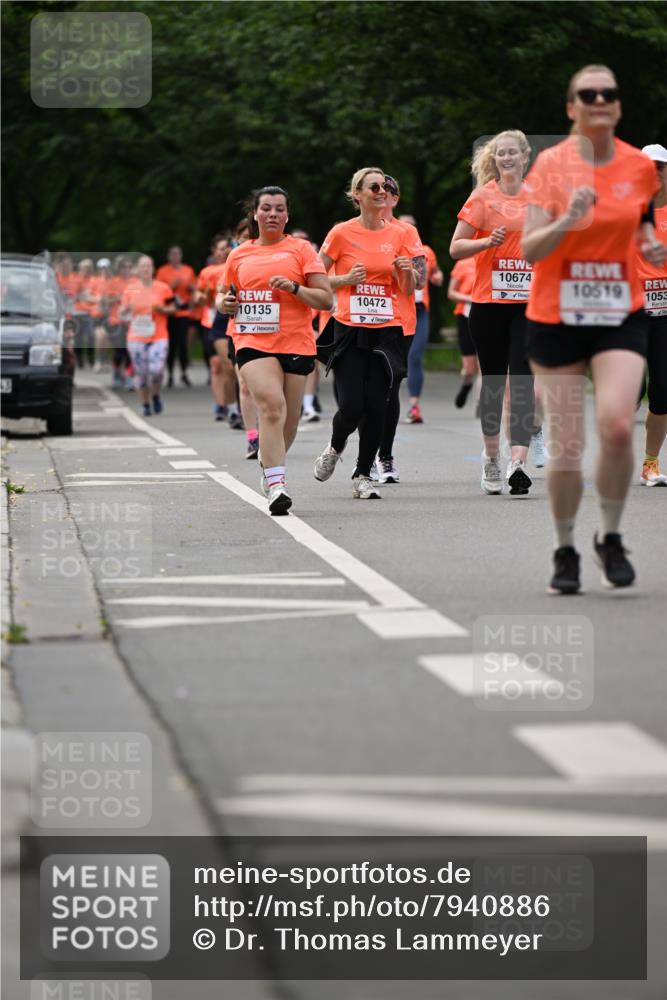 15.06.2025 - REWE Women's Run Dr. Thomas Lammeyer http://msf.ph/oto/7940886 15.06.2025 09:21:05 Laufen 10135, 10472, 10674, 10519, 1053, 4 meine-sportfotos.de