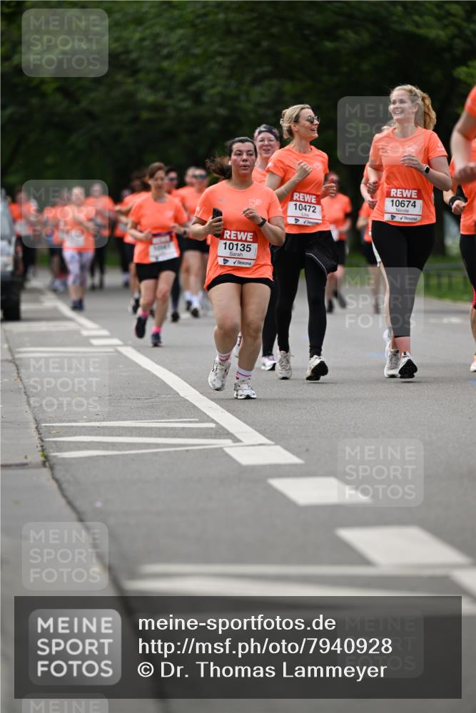 15.06.2025 - REWE Women's Run Dr. Thomas Lammeyer http://msf.ph/oto/7940928 15.06.2025 09:21:06 Laufen 10674, 10472, 10135 meine-sportfotos.de