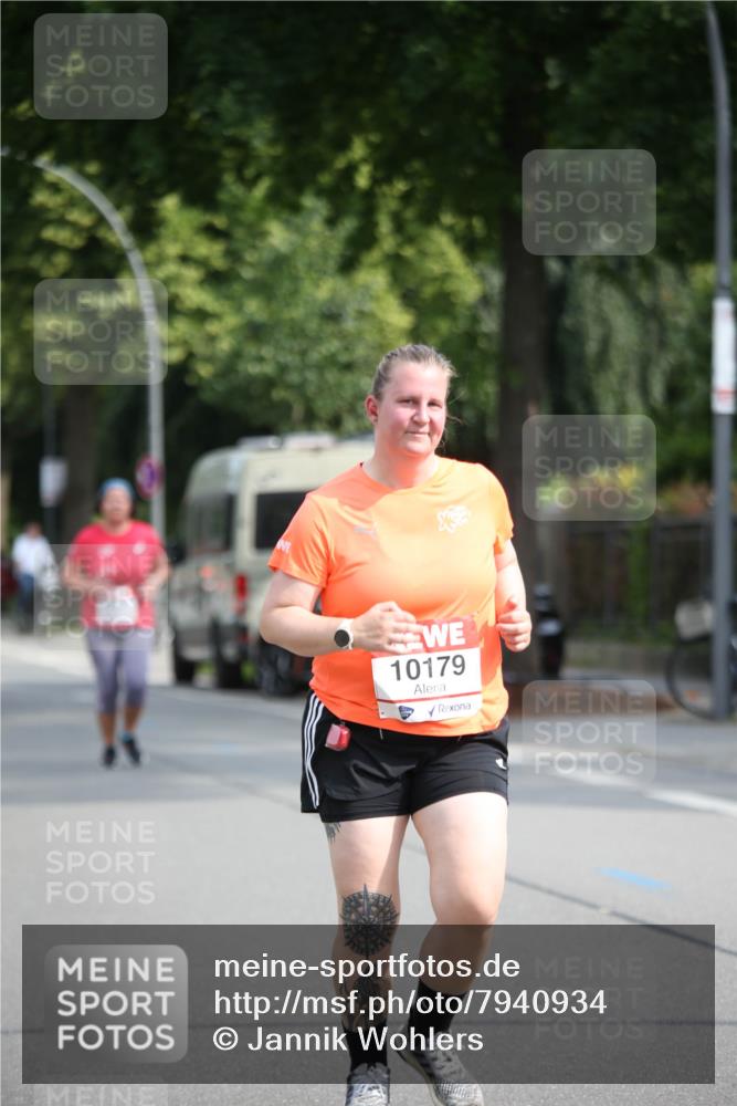 15.06.2025 - REWE Women's Run Jannik Wohlers http://msf.ph/oto/7940934 15.06.2025 09:58:34 Laufen 10179 meine-sportfotos.de