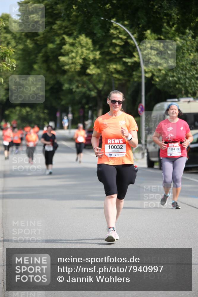 15.06.2025 - REWE Women's Run Jannik Wohlers http://msf.ph/oto/7940997 15.06.2025 09:58:38 Laufen 10032, 10419 meine-sportfotos.de