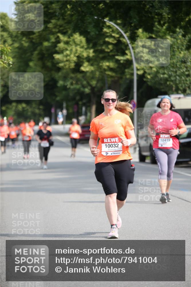 15.06.2025 - REWE Women's Run Jannik Wohlers http://msf.ph/oto/7941004 15.06.2025 09:58:38 Laufen 10032, 10419 meine-sportfotos.de