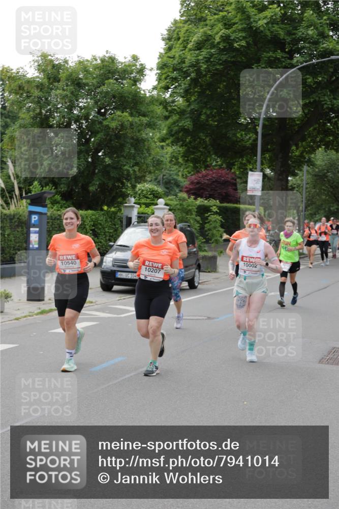 15.06.2025 - REWE Women's Run Jannik Wohlers http://msf.ph/oto/7941014 15.06.2025 08:28:12 Laufen 10540, 10207, 104, 10002 meine-sportfotos.de
