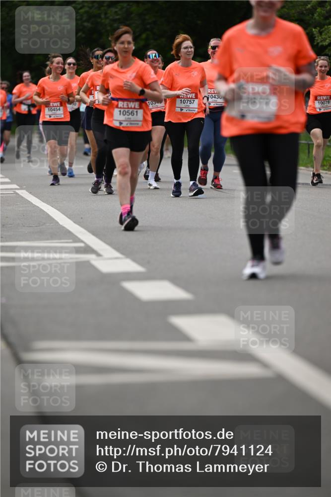 15.06.2025 - REWE Women's Run Dr. Thomas Lammeyer http://msf.ph/oto/7941124 15.06.2025 09:21:11 Laufen 10454, 10, 10561, 10430, 10757 meine-sportfotos.de