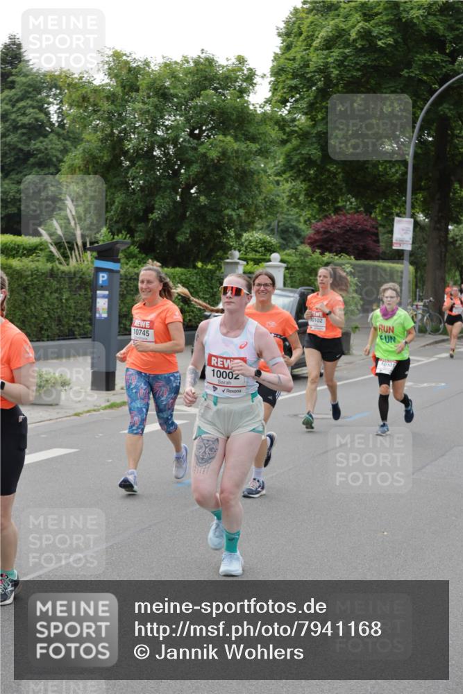 15.06.2025 - REWE Women's Run Jannik Wohlers http://msf.ph/oto/7941168 15.06.2025 08:28:13 Laufen 10745, 10002, 10102, 10101 meine-sportfotos.de