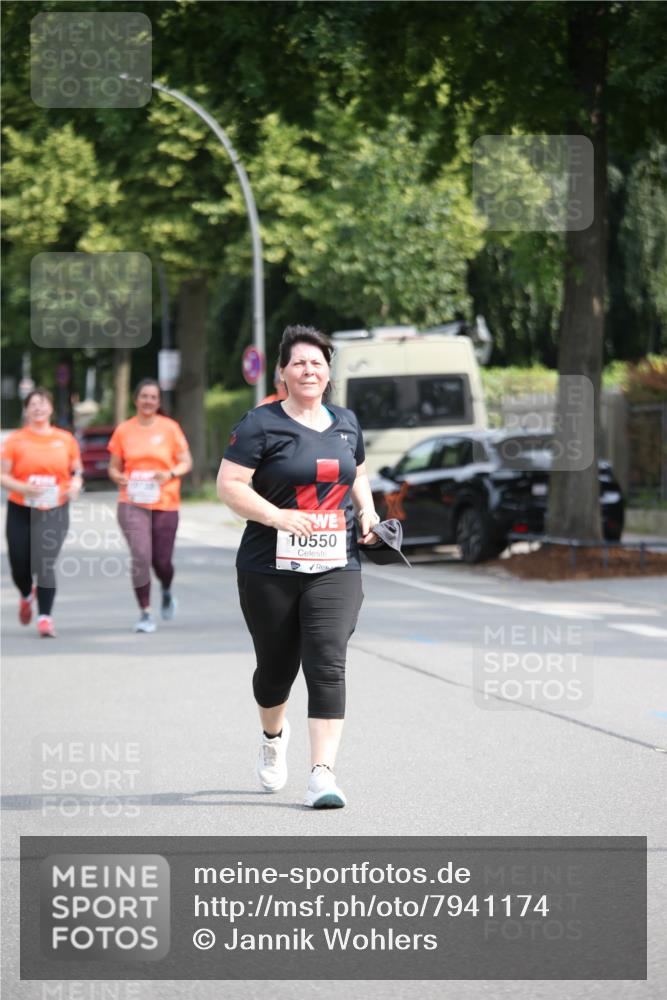15.06.2025 - REWE Women's Run Jannik Wohlers http://msf.ph/oto/7941174 15.06.2025 09:58:50 Laufen 10550 meine-sportfotos.de