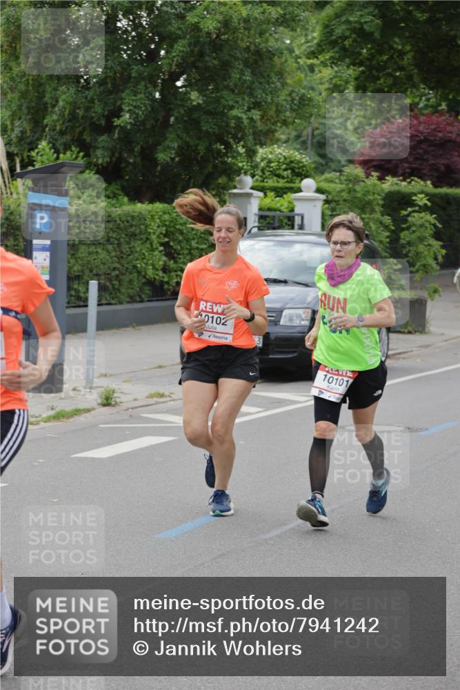 15.06.2025 - REWE Women's Run Jannik Wohlers http://msf.ph/oto/7941242 15.06.2025 08:28:14 Laufen 0102, 10101 meine-sportfotos.de