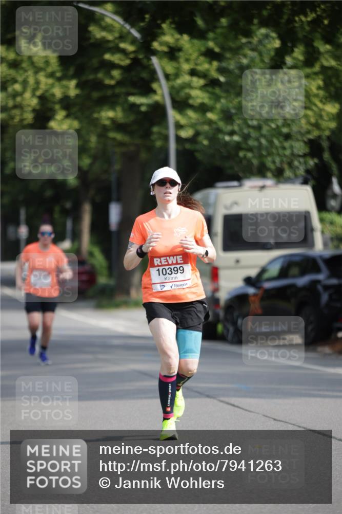 15.06.2025 - REWE Women's Run Jannik Wohlers http://msf.ph/oto/7941263 15.06.2025 08:46:04 Laufen 10399 meine-sportfotos.de