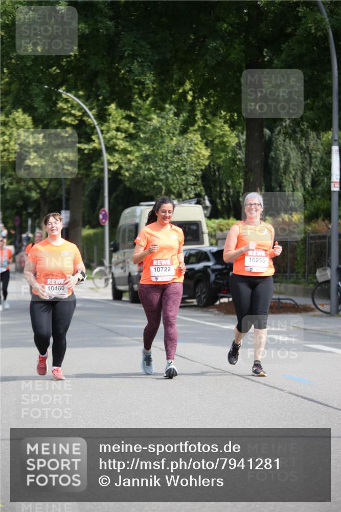 15.06.2025 - REWE Women's Run Jannik Wohlers http://msf.ph/oto/7941281 15.06.2025 09:58:54 Laufen 10255, 10722, 10480 meine-sportfotos.de