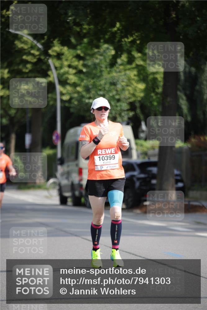 15.06.2025 - REWE Women's Run Jannik Wohlers http://msf.ph/oto/7941303 15.06.2025 08:46:04 Laufen 10399 meine-sportfotos.de
